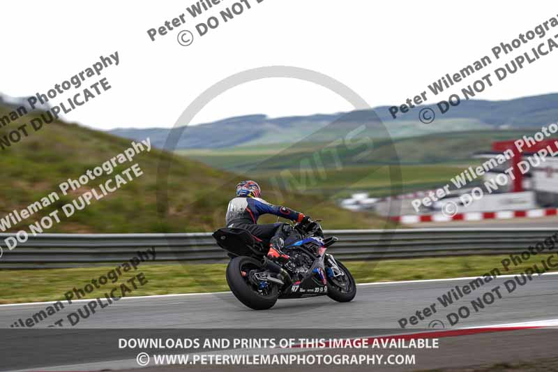 cadwell no limits trackday;cadwell park;cadwell park photographs;cadwell trackday photographs;enduro digital images;event digital images;eventdigitalimages;navarra;no limits trackdays;peter wileman photography;racing digital images;trackday digital images;trackday photos